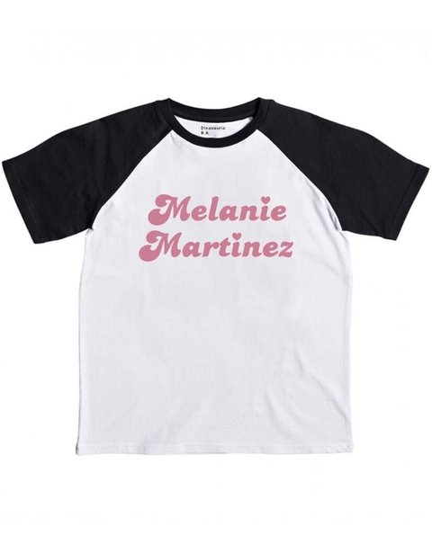 Remera Melanie Martinez logo
