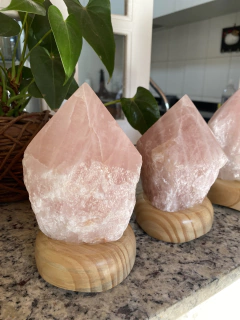 Luminária Ponta Quartzo Rosa Qualidade A - 15 à 17cm