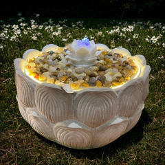 Fonte de Água Lótus Nascente - Cimento + Mármore - Zenz Arts