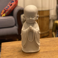 Monge/Buda em pé, oração - Marmorite (30cm)