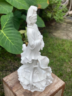 Deusa Kuan Yin Grande - Marmorite (62cm) - Zenz Arts