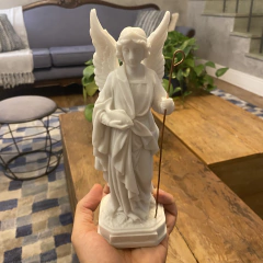 Escultura Arcanjo Rafael - Mármore (22cm) na internet