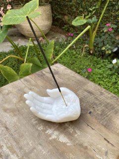 Incensário Mão Buda - Marmorite - comprar online