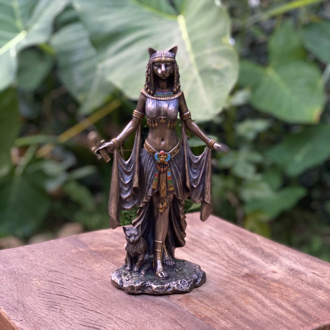Escultura Egípcia - "Deusa Gata - Bastet" (26cm)