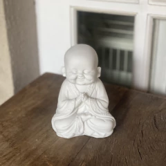Escultura Buda Respeito - Resina (16cm) - Zenz Arts