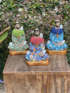 Valor do TRIO - São Francisco de Assis Meditando Lótus 19cm na internet