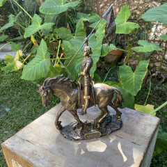 Escultura Joana D'arc No Cavalo Veronese - comprar online