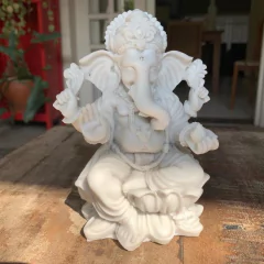 Escultura Ganesha Lótus - Marmorite (16cm) na internet