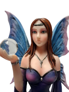 Fada com Lobo - Resina (23cm)