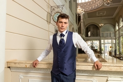 TRAJE NOIVO CHESTER na internet