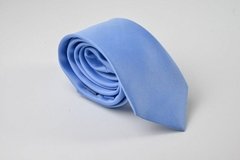 GRAVATA EM CETIM NA COR AZUL CÉU
