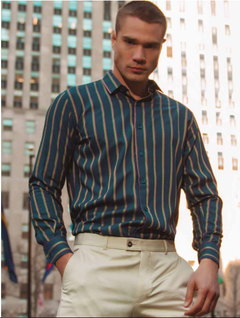 CAMISA MASCULINA RAFFER AZUL MARINHO COM LISTRAS MANGA CURTA CLASSIC FIT