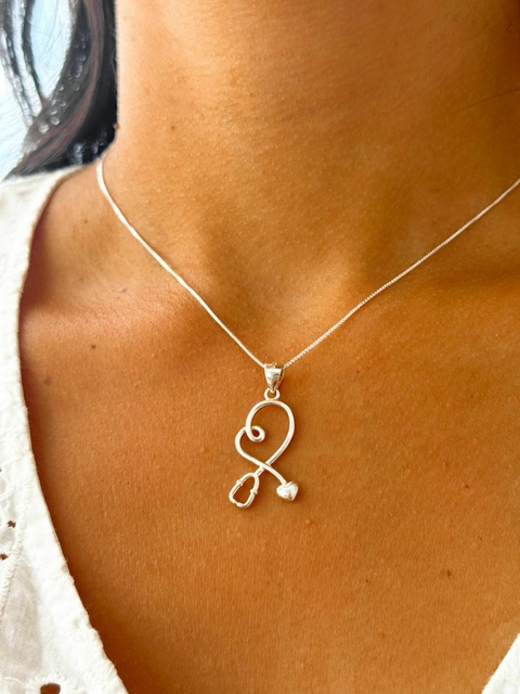 Dije Estetoscopio Love - comprar online