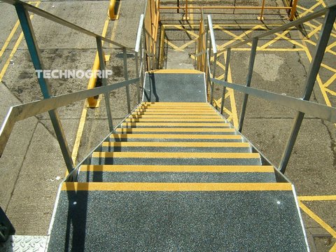 SAFETY WALK GRAL.PURP.AMARILLO 2"X18M