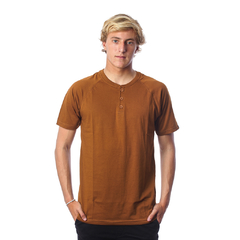 REMERA DE ALGODÓN CON BOTONES VALVATIDA (COBRE)