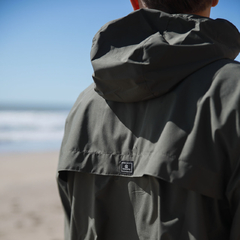 CAMPERA ROMPEVIENTO IMPERMEABLE CHAMA (VERDE MILITAR) en internet