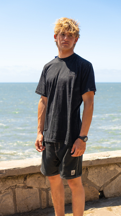 REMERA NORI (NEGRO) - OUTLET - comprar online