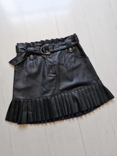 Saia Zara sintética preta M - comprar online