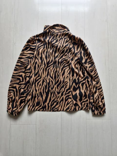 Blusa Amaro animal print P na internet