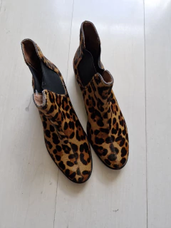 Bota em couro animal print Loucos&Santos 35 - Brechó SP