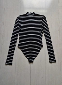 Body listrado Forever 21 P - Brechó SP