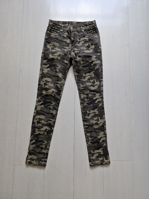 Calça camuflada 36