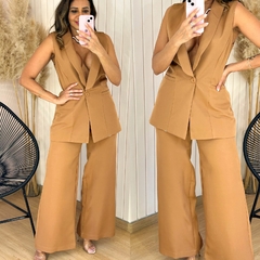 Conjunto Alfaiataria Calça e Colete Nalva Marrom