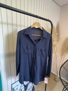 Chamise Manga Longa Juliette Azul Marinho - comprar online