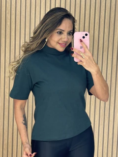 Blusa T-Shirt Gola Alta Serafine na internet