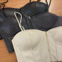 Imagem do Cropped Corset Couro com Zíper Edna