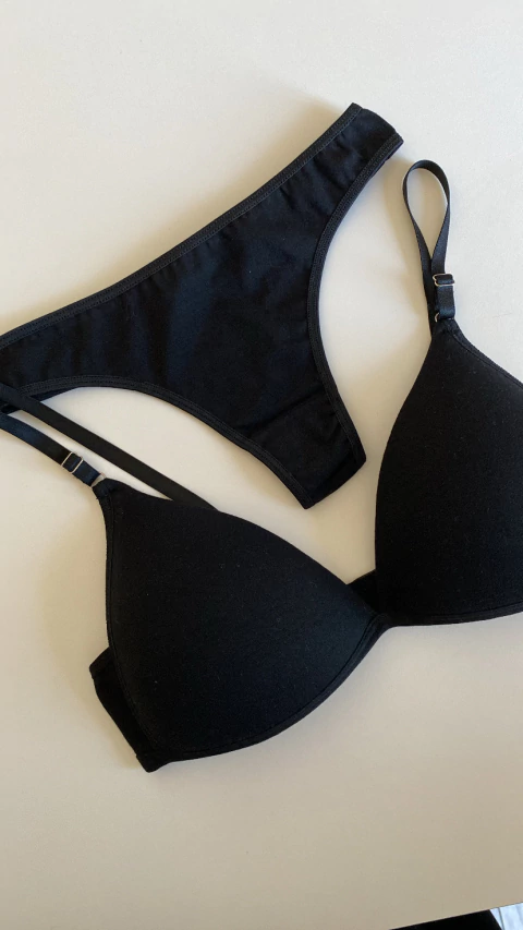 Conjunto Soft Anahí Alg Negro - comprar online