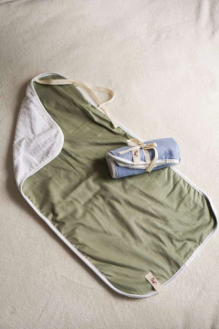 Imagem do kit conforto - 2 panos atoalhados + porta-fraldas