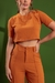 CROPPED NAOMI MARROM CARAMELO