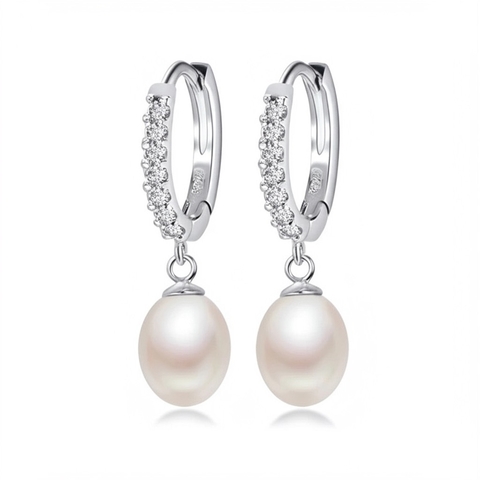 ARGOLA CRAVEJADA COM PINGENTE DE PÉROLA - modelo Creta - comprar online