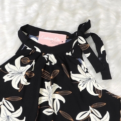 Regata Floral com Amarração na Gola Preta BS4846 na internet