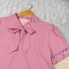 Blusa Laço Rosa BS5019 na internet