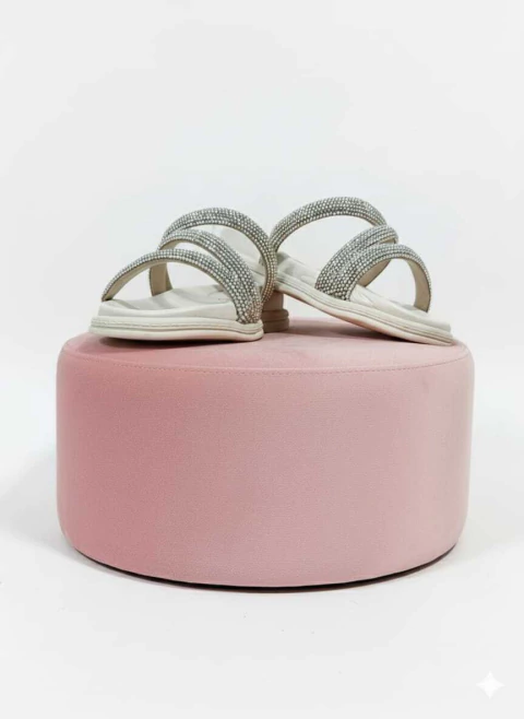 PAPETE OFF-WHITE STRASS 3 TIRAS Beira Rio - comprar online