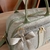 Bolsa maternidade Modelo trapézio Linho Cru com verde oliva - comprar online