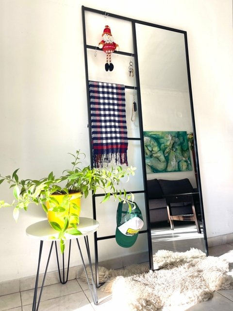 Espejo con perchero negro - Color a elección blanco o negro - comprar online