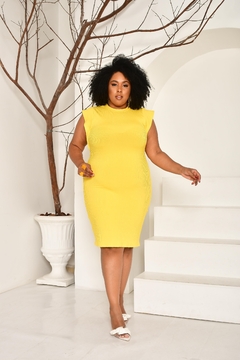 Vestido Amarelo Plus Size Muscle Tee - loja online
