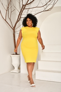 Vestido Amarelo Plus Size Muscle Tee - comprar online