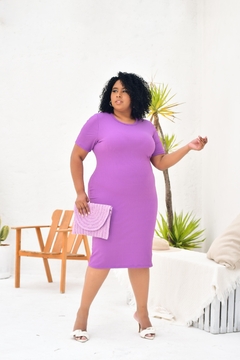 Vestido Lilas Elegância Plus Size