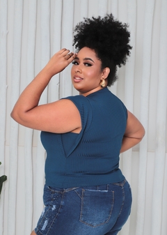 CROPPED AZUL PETRÓLEO PLUS SIZE MUSCLE TEE na internet