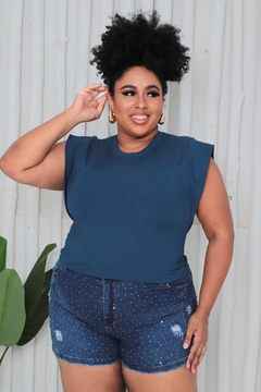 CROPPED AZUL PETRÓLEO PLUS SIZE MUSCLE TEE