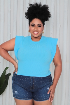 CROPPED BABY BLUE PLUS SIZE MUSCLE TEE - comprar online