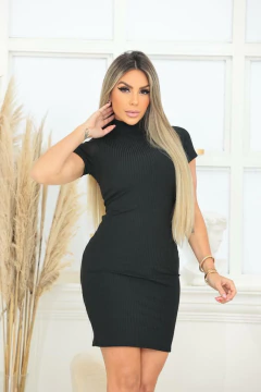 Vestido PRETO gola alta com manguinha