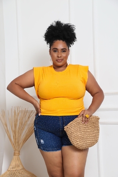 CROPPED DAMASCO PLUS SIZE MUSCLE TEE - comprar online
