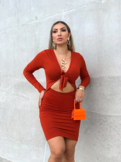 VESTIDO LAÇO 2 EM 1 TERRA COTA CANELADO