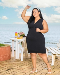 VESTIDO PRETO NOZINHO PLUS na internet