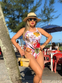 Body maiô cavado flowers na internet